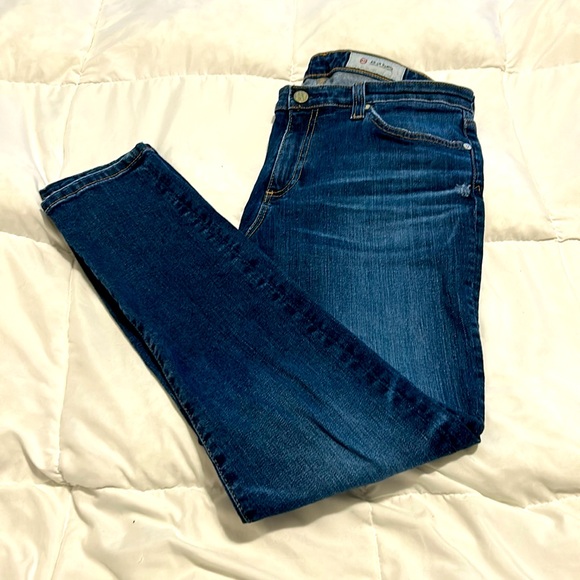 Like New AG Adriano Goldschmied Super Skinny Jeans, 30R - Picture 1 of 8